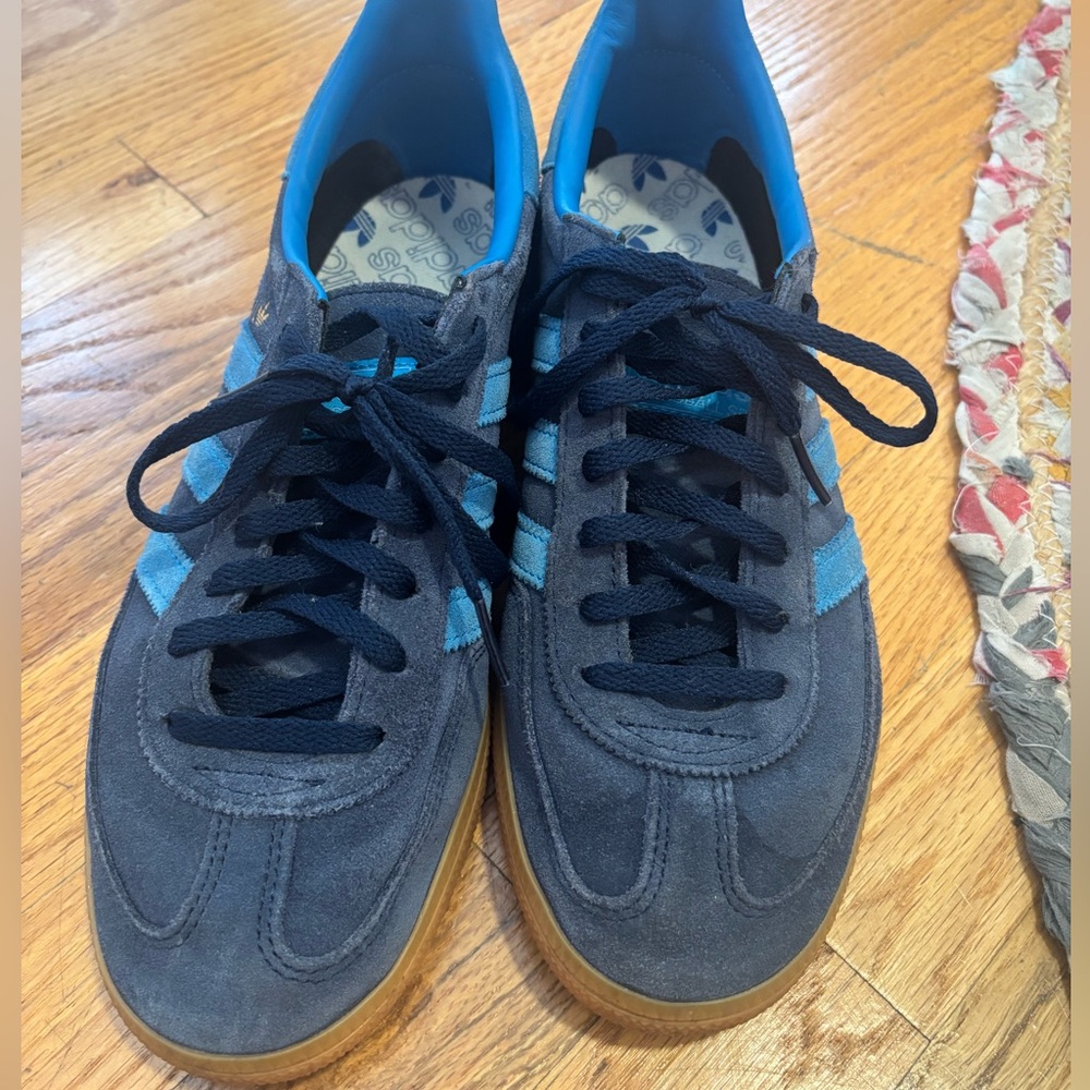 Adidas navy and blue spezials size 9